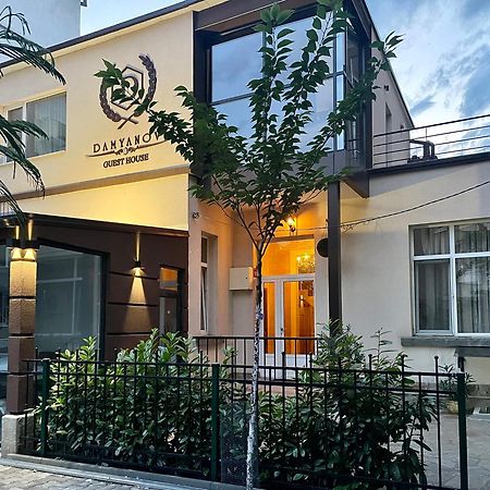 Damyanov House Hotel Kazanlŭk Eksteriør billede