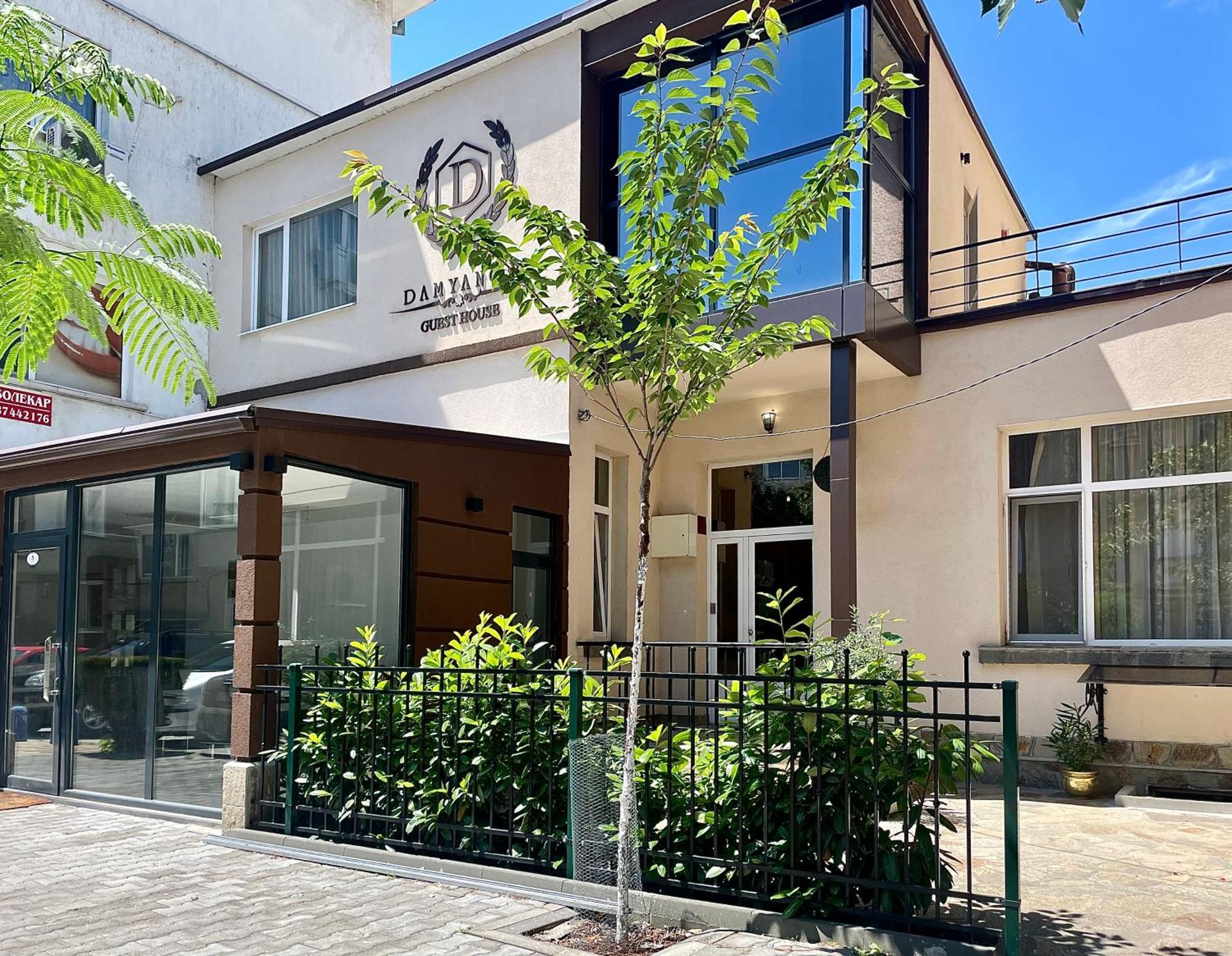 Damyanov House Hotel Kazanlŭk Eksteriør billede